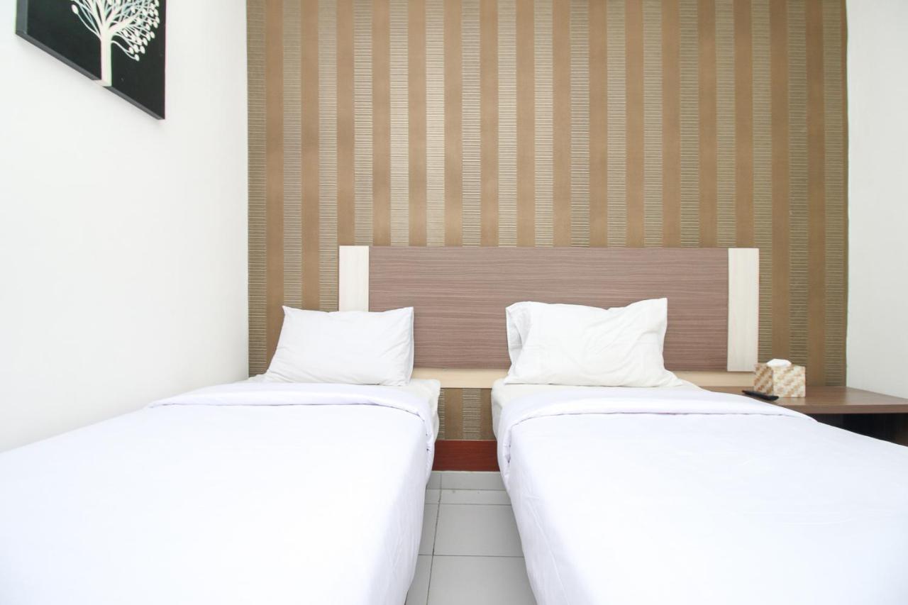 Smarthomm Inn Bandara Parungkuda Dış mekan fotoğraf